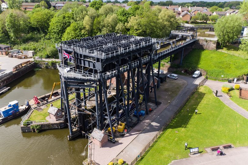 0 Anderton Boat Lift free steam festival 750x499 1